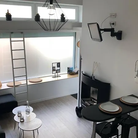 Appartement Moderne A Ferrand - 35 M² + Parking Gratuit